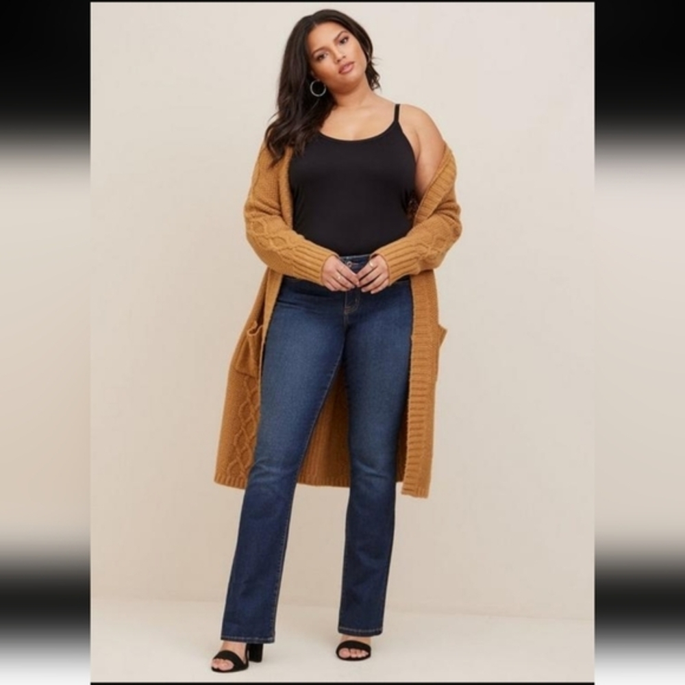 Torrid Boot cut,mini Flare jeans,Vintage stretch,mid rise,16‎ XTall